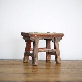 child stool - 子供用の腰掛 
