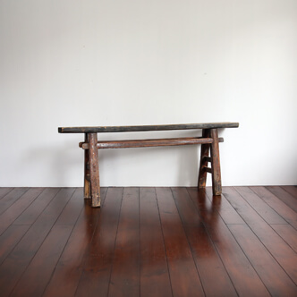 bench - 山東省の長椅子