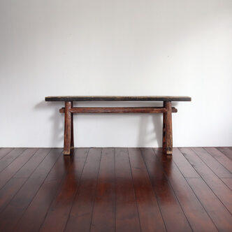 bench - 山東省の長椅子