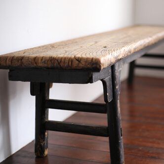 long bench - 山西省の長椅子