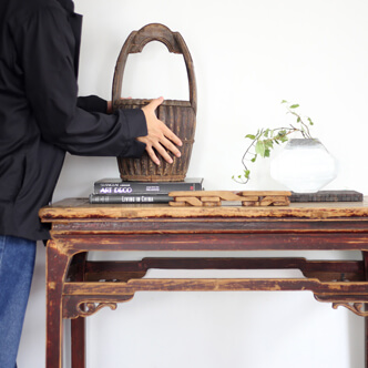 console - 山西省の桌子 0843