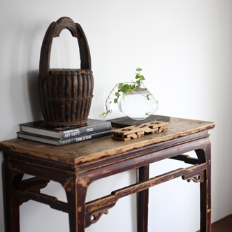 console - 山西省の桌子 0843