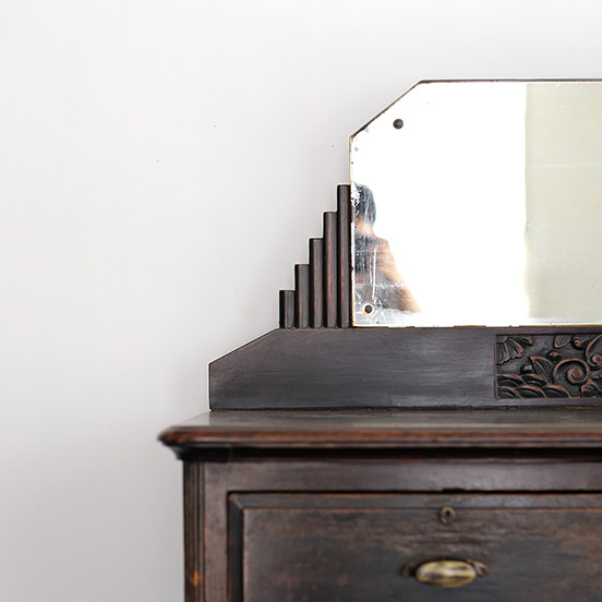 chest with mirror