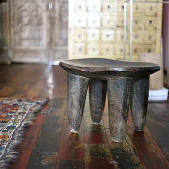 senufo stool / セヌフォ族の椅子