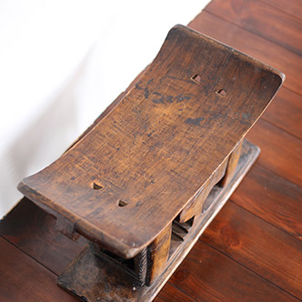 ashanti stool / アシャンティ族のスツール